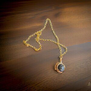Sodalite stone Dragon Claw Necklace on gold chain~ 20 in.